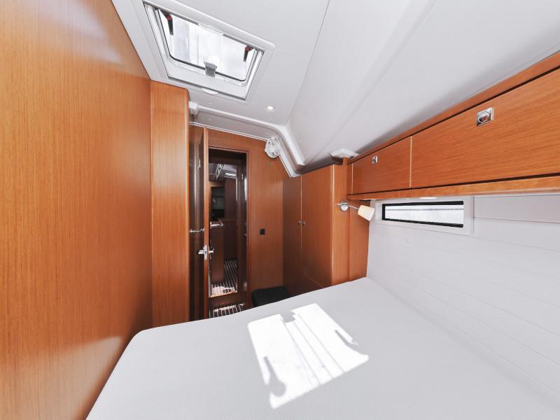 Book yachts online - sailboat - Bavaria Cruiser 46 - TICIJA - rent