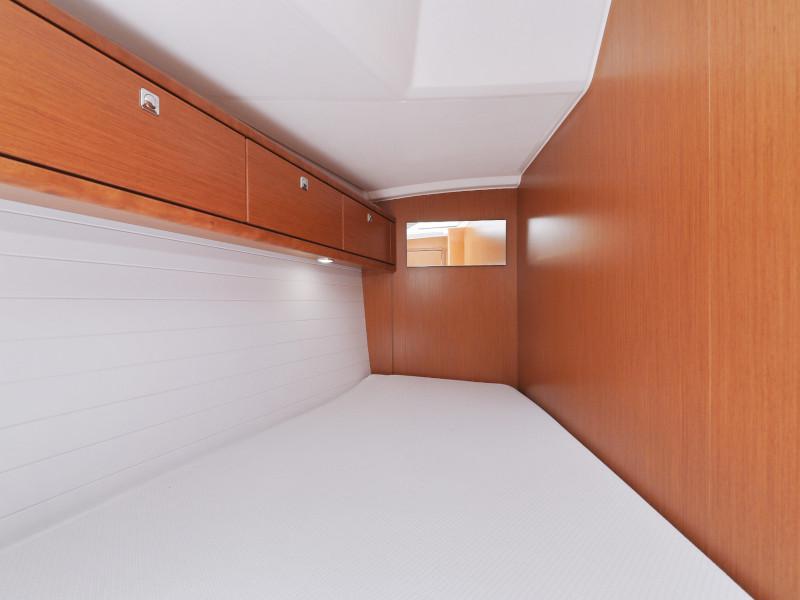 Book yachts online - sailboat - Bavaria Cruiser 46 - TICIJA - rent