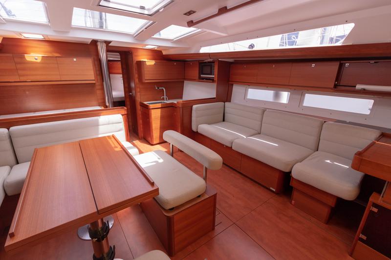 Book yachts online - sailboat - Dufour 500 GL - Nirvana - rent