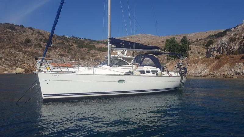 Book yachts online - sailboat - Sun Odyssey 32 - Caprice (refit 2018) - rent