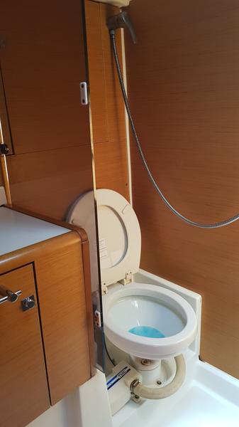 Book yachts online - sailboat - Sun Odyssey 439 - InT-SO 439 (sails 2018) - rent