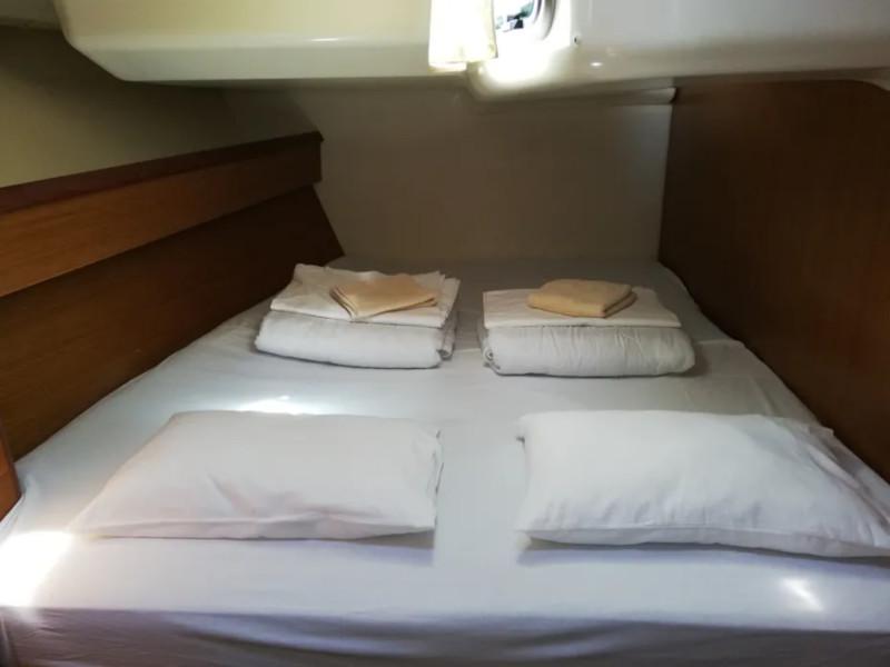 Book yachts online - sailboat - Sun Odyssey 45 - Gabriel - rent