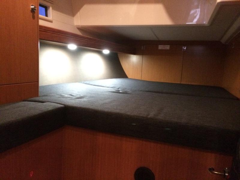 Book yachts online - sailboat - Bavaria Cruiser 46 - PROSECCO - rent