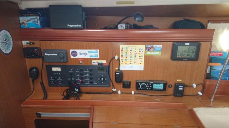 Book yachts online - sailboat - Sun Odyssey 42i - NEREJA - rent