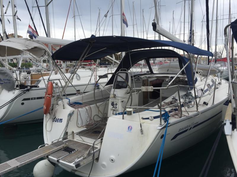 Book yachts online - sailboat - Bavaria 38 Cruiser - BOEM - rent
