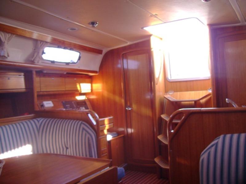 Book yachts online - sailboat - Bavaria 38 Cruiser - BOEM - rent