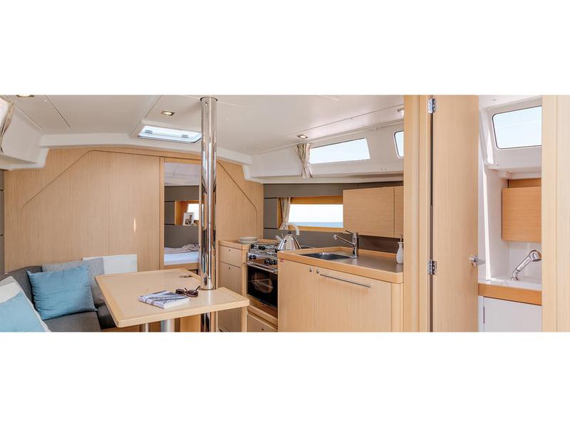 Book yachts online - sailboat - Oceanis 35 - Minta - rent