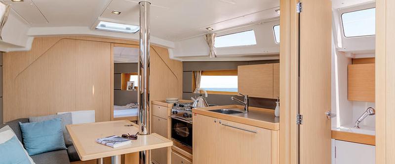 Book yachts online - sailboat - Oceanis 35 - Minta - rent