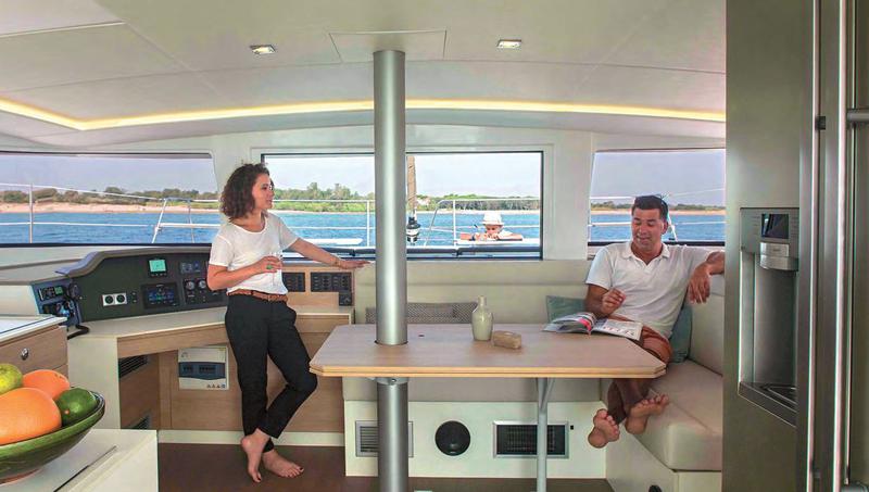 Book yachts online - catamaran - Bali 4.5 - LeAndra - rent