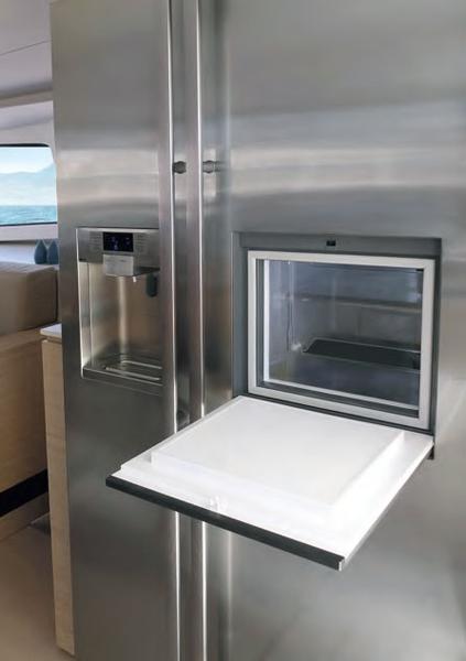 Book yachts online - catamaran - Bali 4.5 - LeAndra - rent