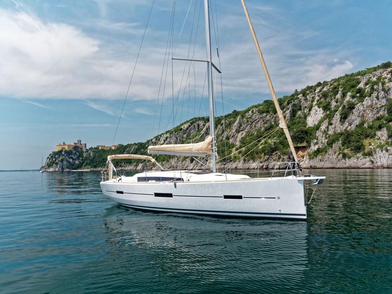 Book yachts online - sailboat - Dufour 412 GL - Mi Cielo - rent