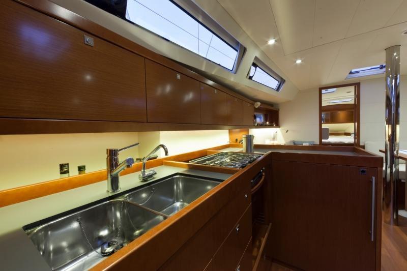 Book yachts online - sailboat - Oceanis 41 - Kino - rent