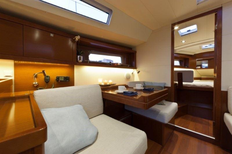 Book yachts online - sailboat - Oceanis 41 - Kino - rent