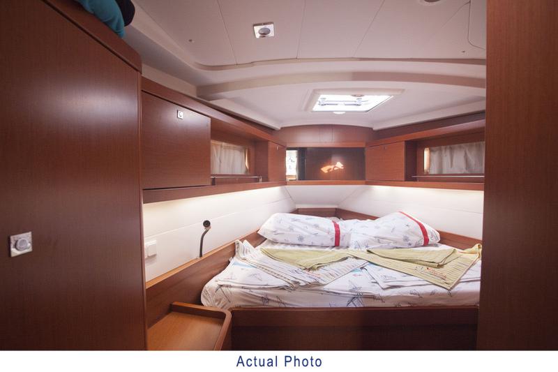 Book yachts online - sailboat - Oceanis 41 - Kino - rent