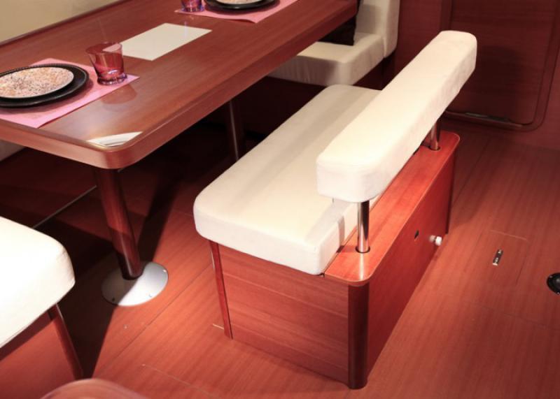 Book yachts online - sailboat - Dufour 450 GL - Dans - rent