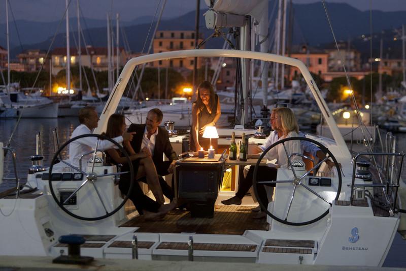 Book yachts online - sailboat - Oceanis 45 (2018) - Hande - rent