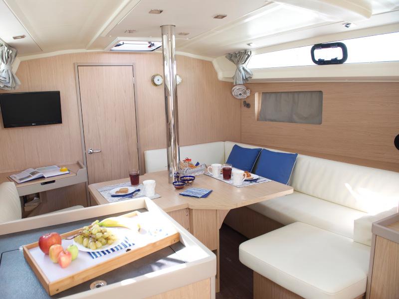 Book yachts online - sailboat - Oceanis 41.1 - Felice - rent
