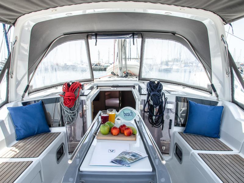 Book yachts online - sailboat - Oceanis 41.1 - Felice - rent