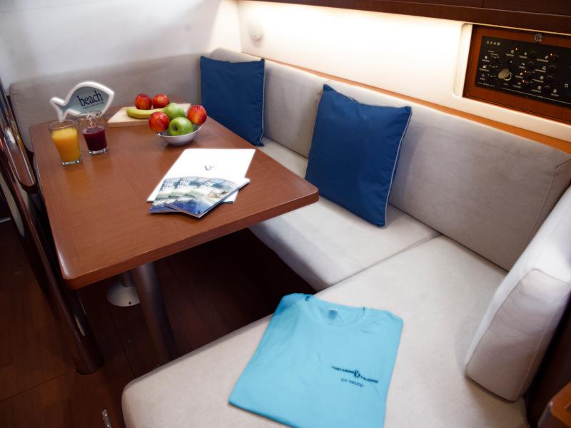 Book yachts online - sailboat - Oceanis 41 - Liberta - rent