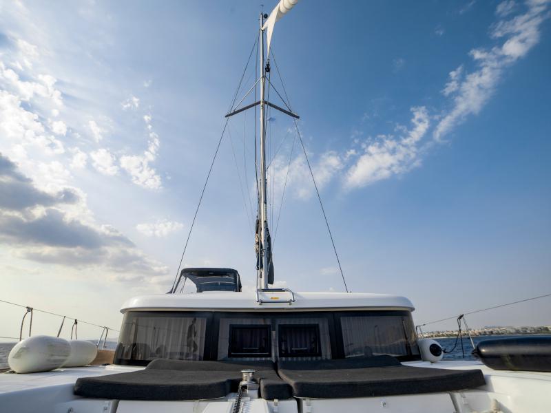 Book yachts online - catamaran - Lagoon 40 - Il Vento - rent