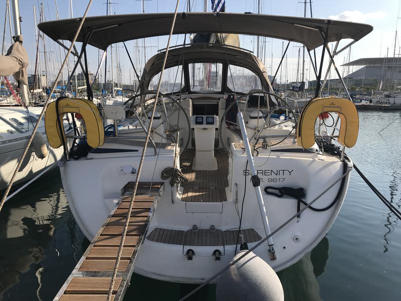 Book yachts online - sailboat - Bavaria 42 Cruiser - Serenity - rent