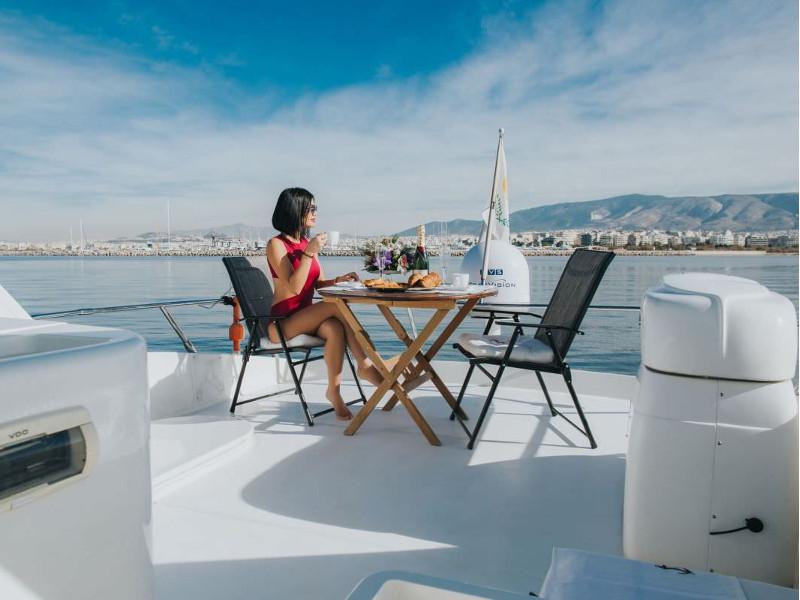 Book yachts online - motorboat - PR Marine 62 - Valentina - rent