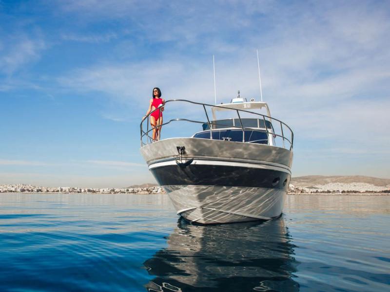 Book yachts online - motorboat - PR Marine 62 - Valentina - rent