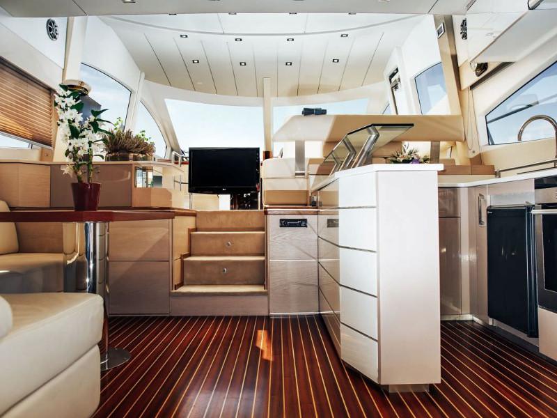 Book yachts online - motorboat - PR Marine 62 - Valentina - rent