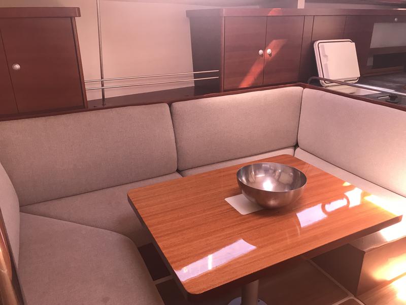 Book yachts online - sailboat - Hanse 400 - Danai - rent