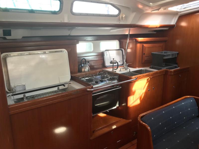 Book yachts online - sailboat - Oceanis 423 - Luna - rent