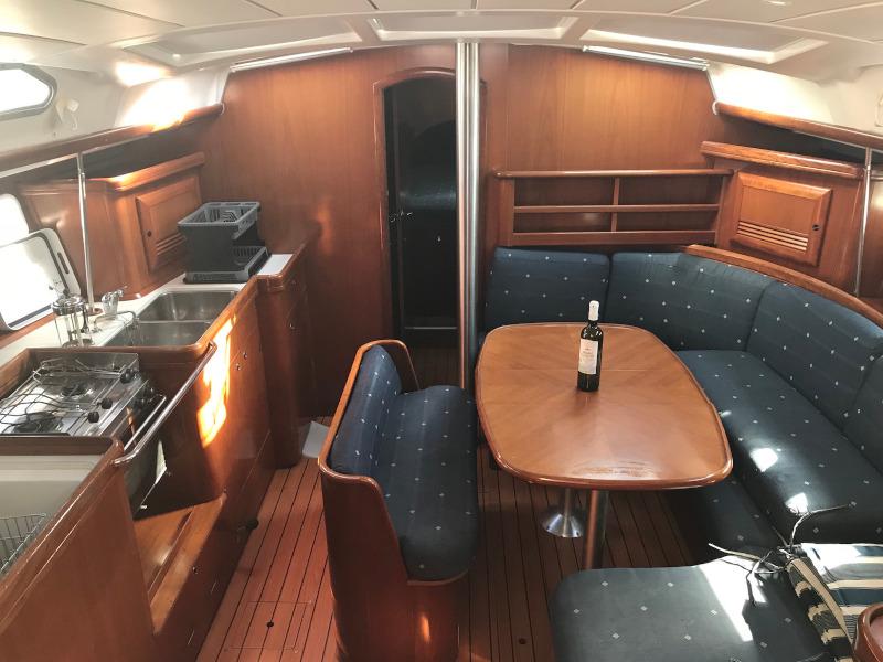 Book yachts online - sailboat - Oceanis 423 - Luna - rent