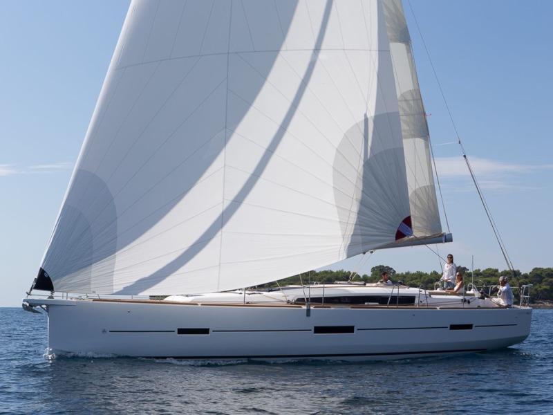Book yachts online - sailboat - Dufour 460 Grand Large (5 cab) - Salted Caramel - rent