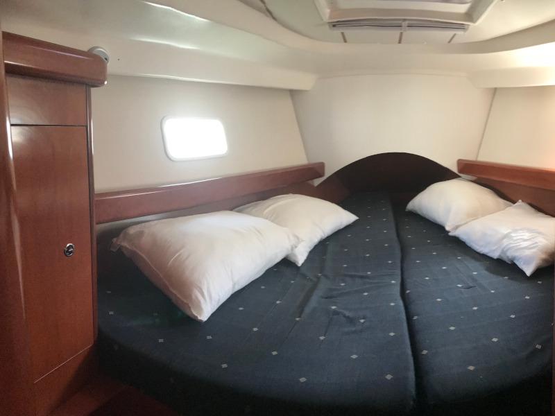 Book yachts online - sailboat - Oceanis 423 - Thalassa - rent