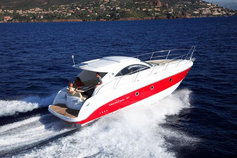 Book yachts online - motorboat - Beneteau Monte Carlo 37 ΗΤ - Hermes (Skippered) - rent