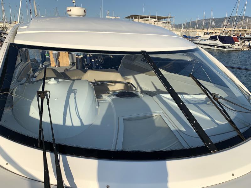Book yachts online - motorboat - Beneteau Monte Carlo 37 ΗΤ - Hermes (Skippered) - rent