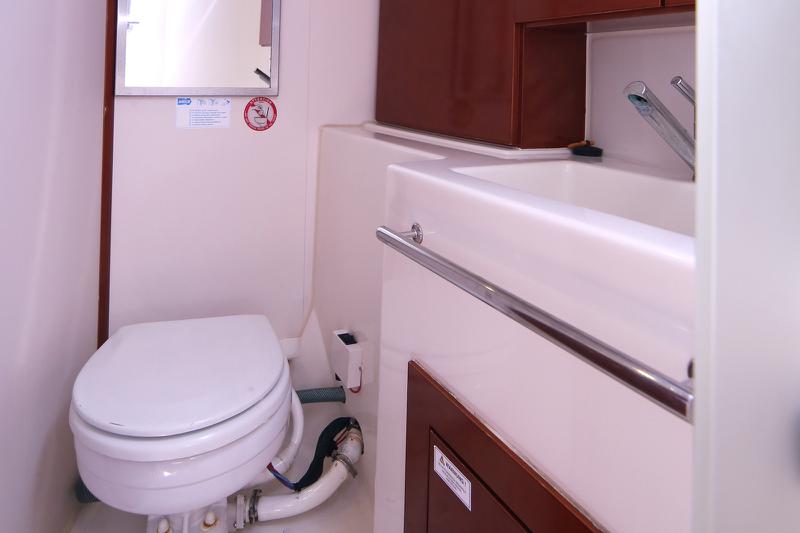 Book yachts online - sailboat - Hanse 400e - Achinos - rent