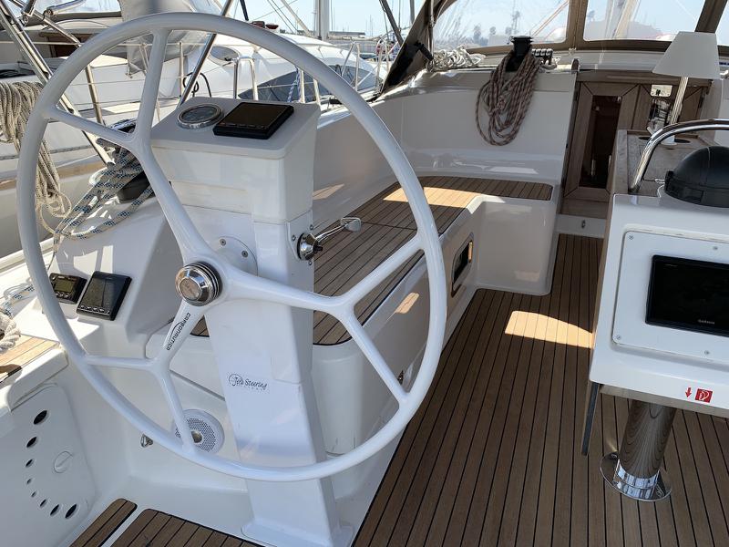 Book yachts online - sailboat - Bavaria Cruiser 46 - Oceanos - rent