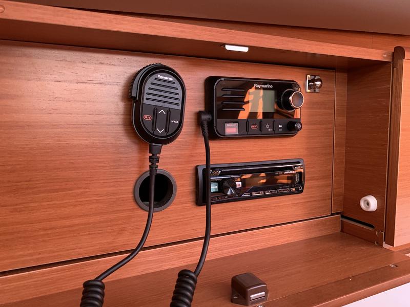 Book yachts online - sailboat - Dufour 460 Grand Large (5 cab) - Fish N`Chips - rent