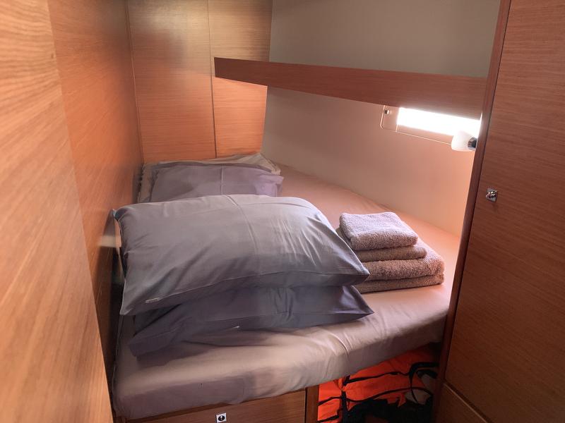 Book yachts online - sailboat - Dufour 460 Grand Large (5 cab) - Fish N`Chips - rent