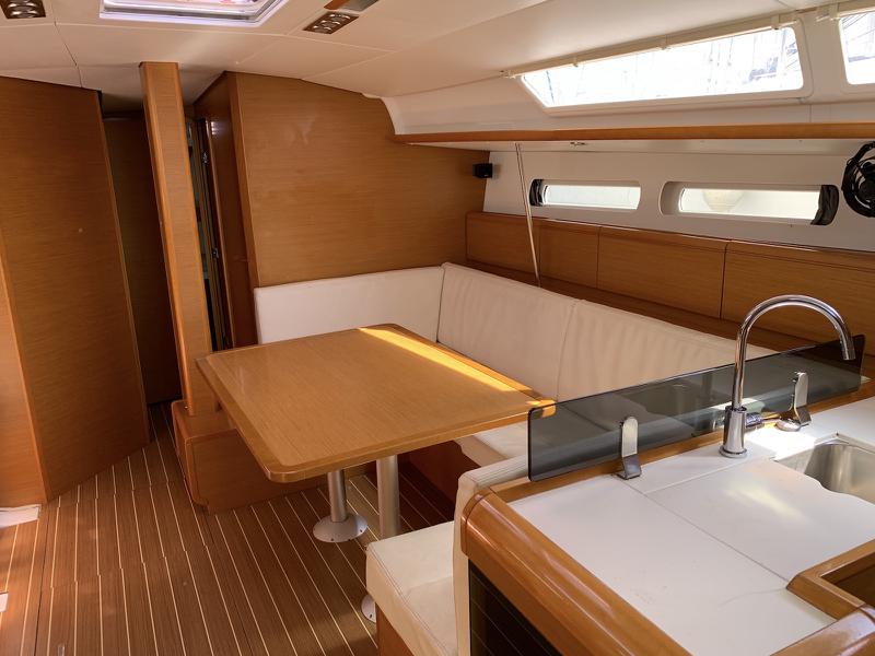 Book yachts online - sailboat - Sun Odyssey 439 - Elisavet - rent