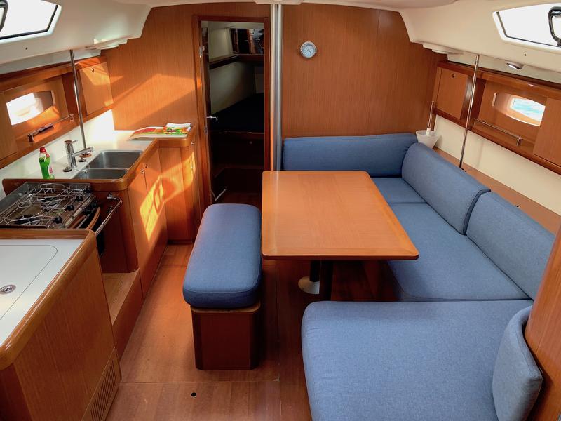 Book yachts online - sailboat - Oceanis 40 - Liberty - rent