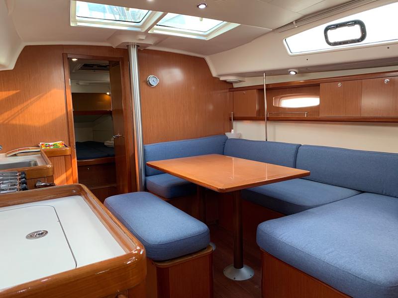 Book yachts online - sailboat - Oceanis 40 - Liberty - rent
