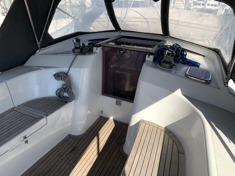 Book yachts online - sailboat - Hanse 350 - Karpouzi - rent