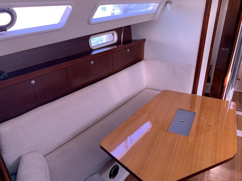 Book yachts online - sailboat - Hanse 350 - Karpouzi - rent