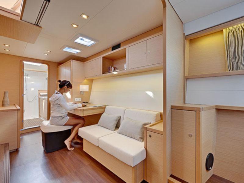 Book yachts online - catamaran - Lagoon 450F - SoulMate - rent