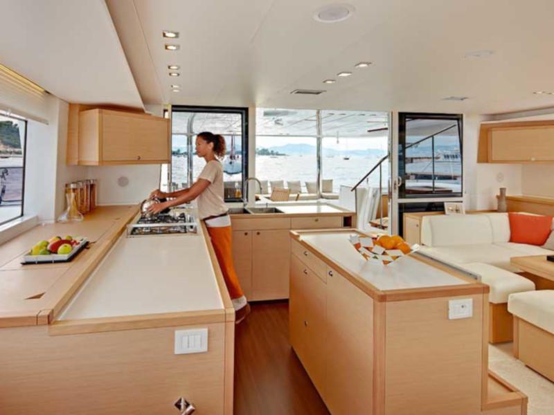 Book yachts online - catamaran - Lagoon 560 - Daddy's Hobby - rent