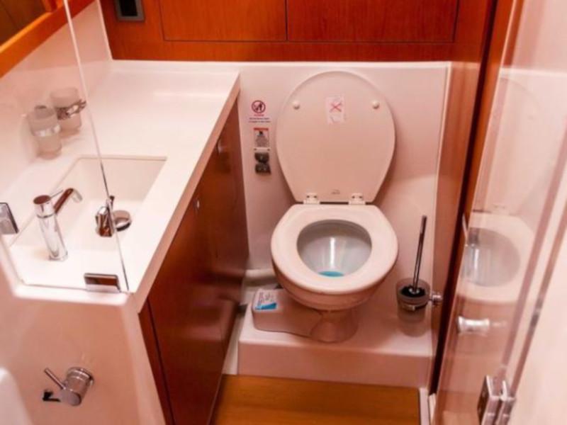 Book yachts online - sailboat - Beneteau Sense 50 - Free Bird - rent