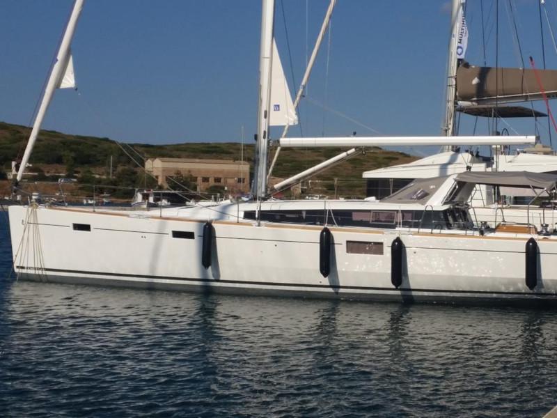 Book yachts online - sailboat - Beneteau Sense 50 - Free Bird - rent