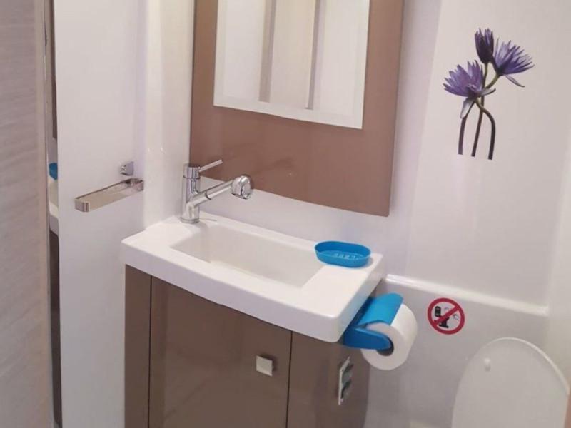 Book yachts online - catamaran - Astréa 42 - Wild Baleine - rent