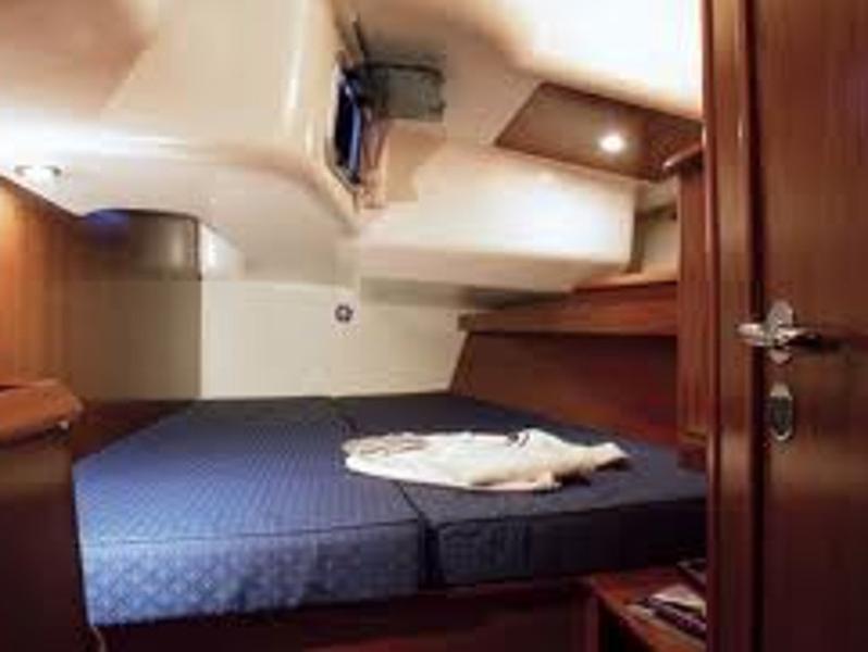 Book yachts online - sailboat - Sun Odyssey 45 - MondoX (refit 2019) - rent